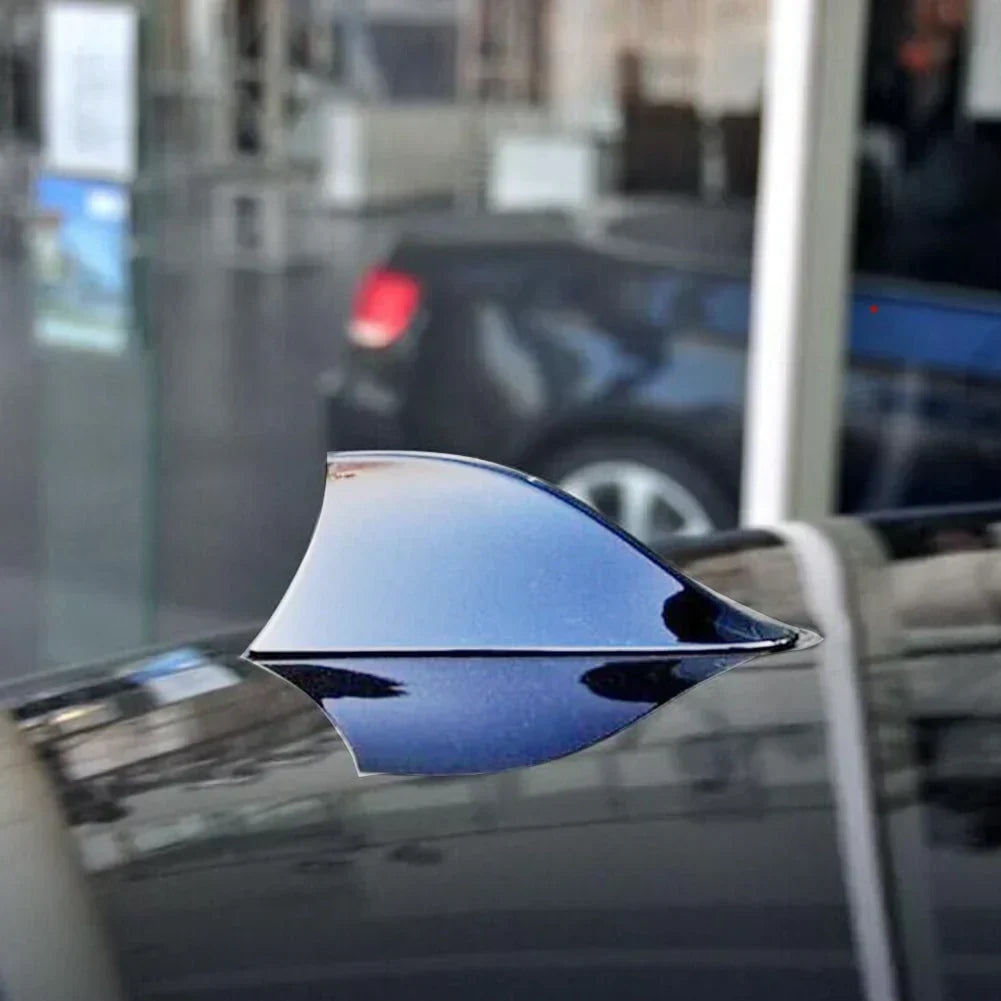 Dá Um Toque Desportivo ao Teu Carro com a Antena Barbatana de Tubarão