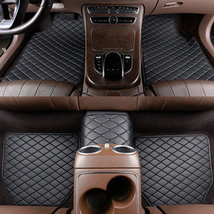 Conjunto de Tapetes Premium: protege o interior do carro com elegância e qualidade
