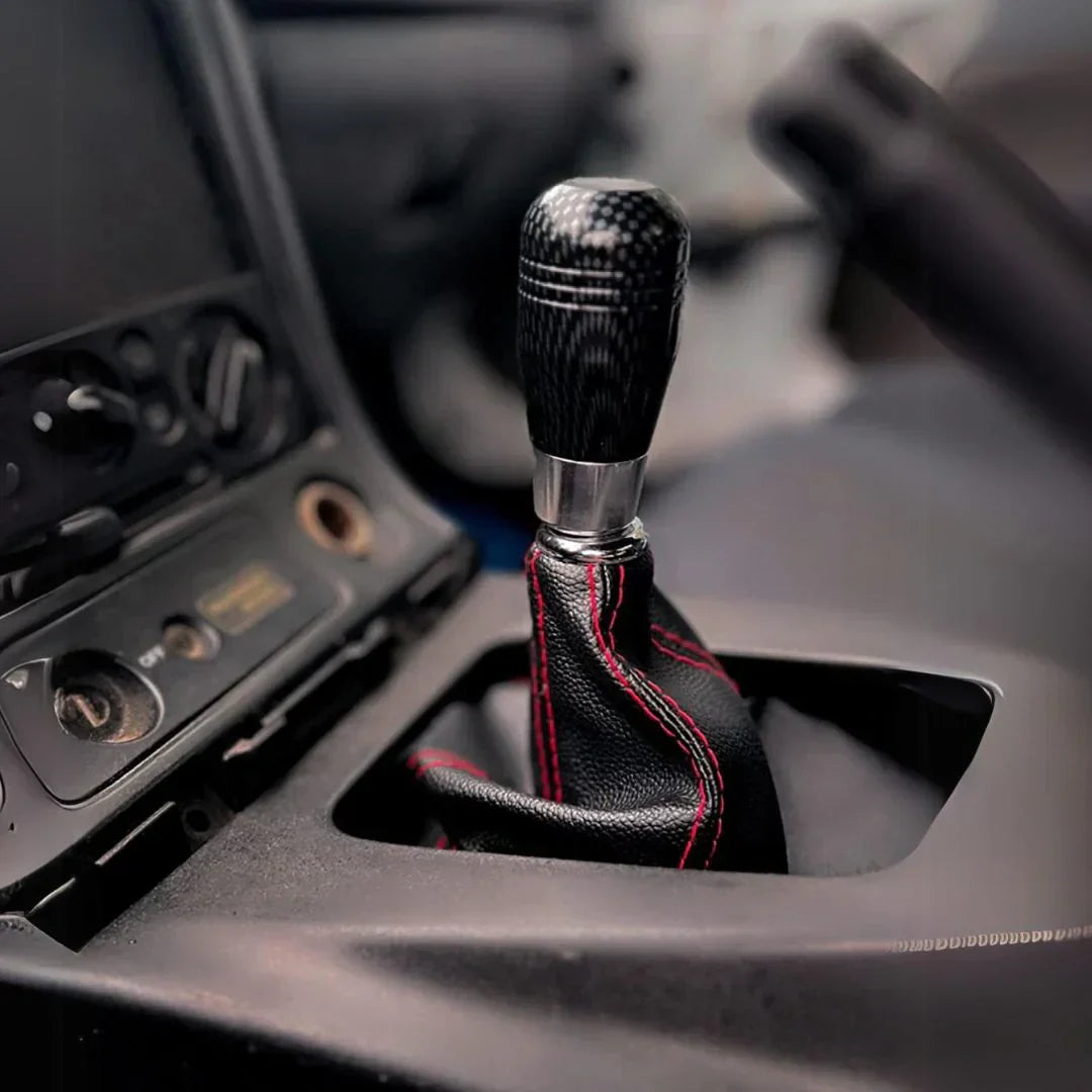 Fole de Mudanças em Couro: Elegância, Conforto e Durabilidade no Interior do Teu Carro