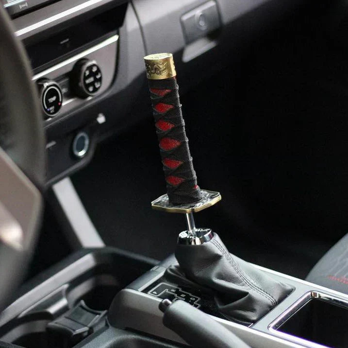 Manete Katana Samurai: Estilo JDM Único e Personalização com Atitude