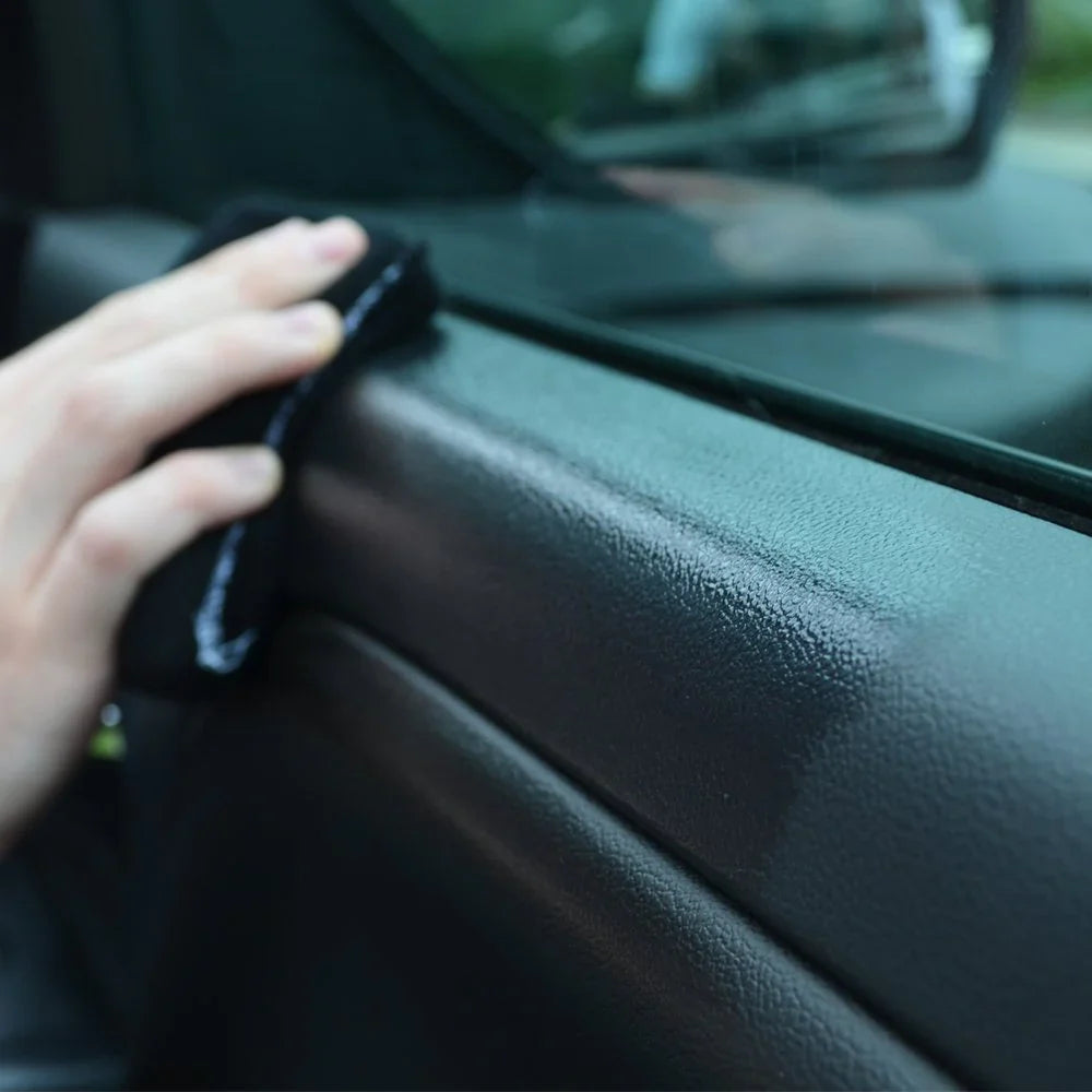 Preservação Premium: Como Proteger e Valorizar o Interior do Seu Carro com Produtos de Alta Qualidade