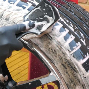 Limpeza Automóvel Premium: Técnicas e Produtos Inovadores para Preservar o Valor do Seu Carro