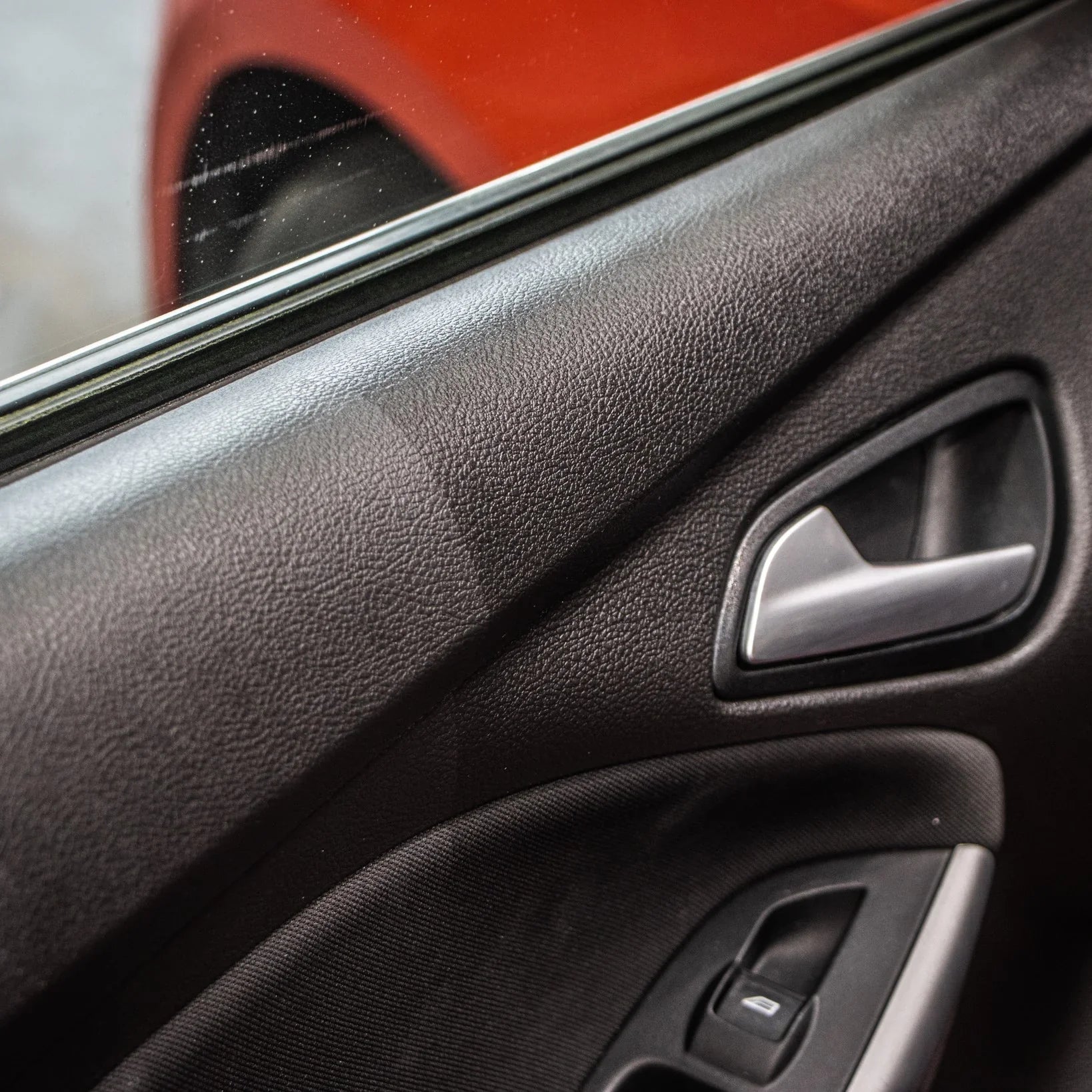Produtos Premium de Limpeza Automotiva para Preservar e Valorizar Seu Veículo em Portugal