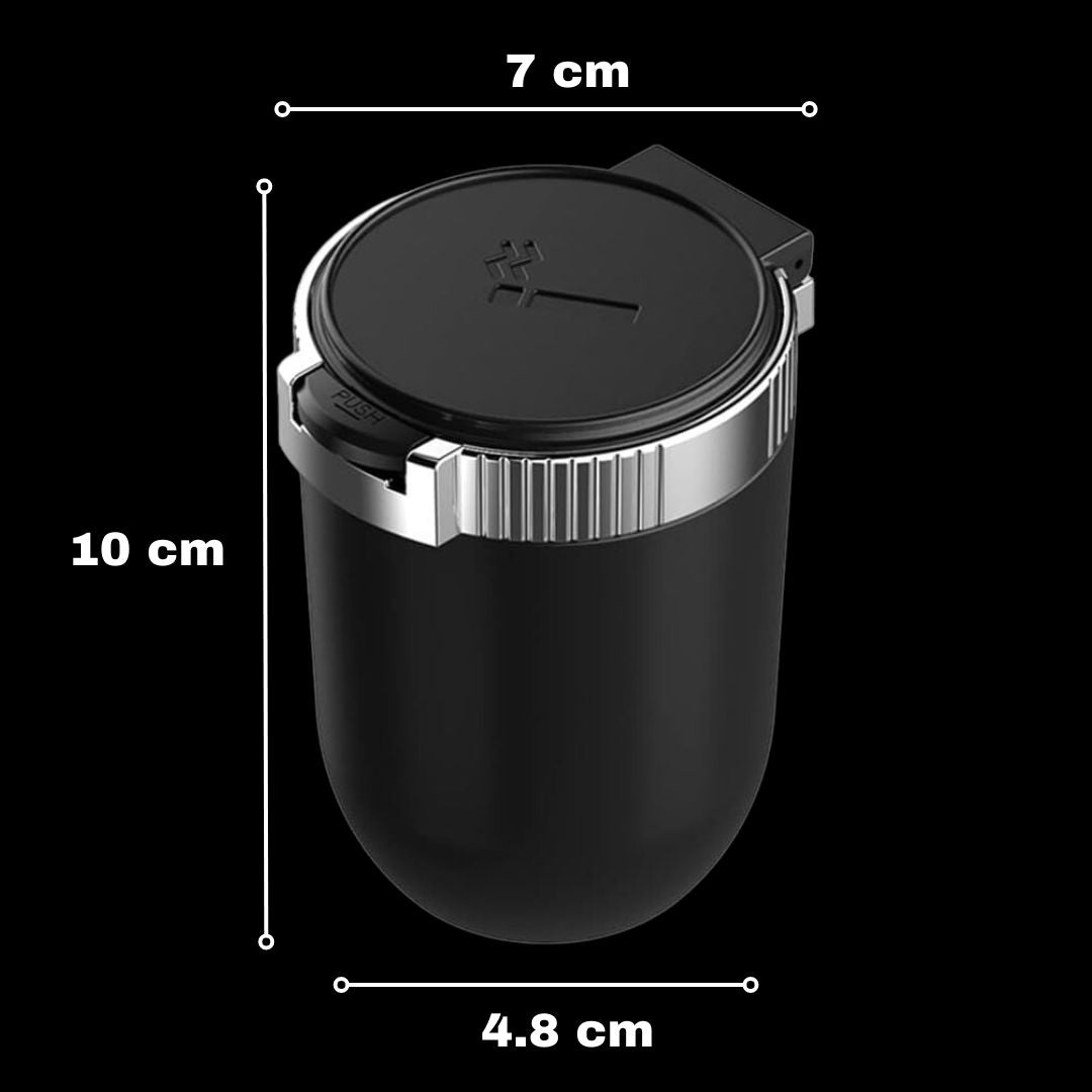 Cinzeiro portátil preto com LED, dimensões tampa de 7 cm e base de 4,8 cm de diâmetro altura e profundidade 10cm