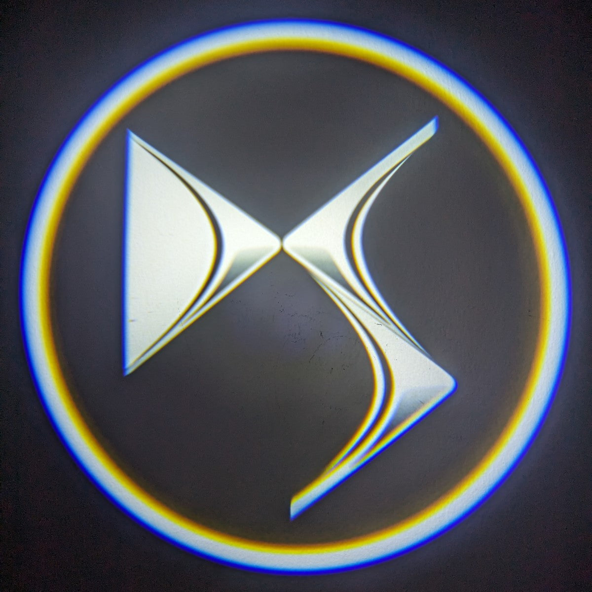 Luzes Cortesia com Logotipo marca DS