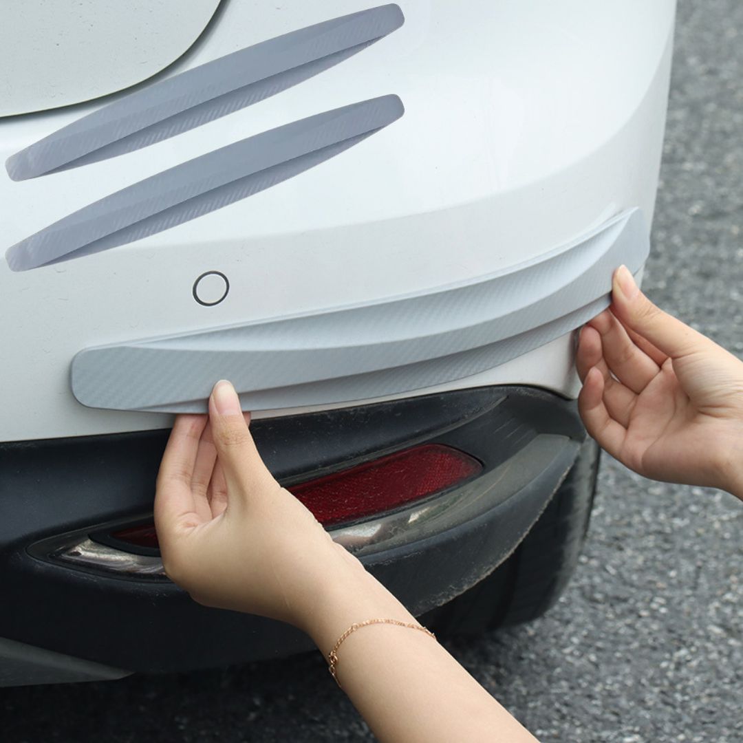 Instalação de protetor para choques na cor cinzento no carro, prevenção de riscos e acidentes automóvel