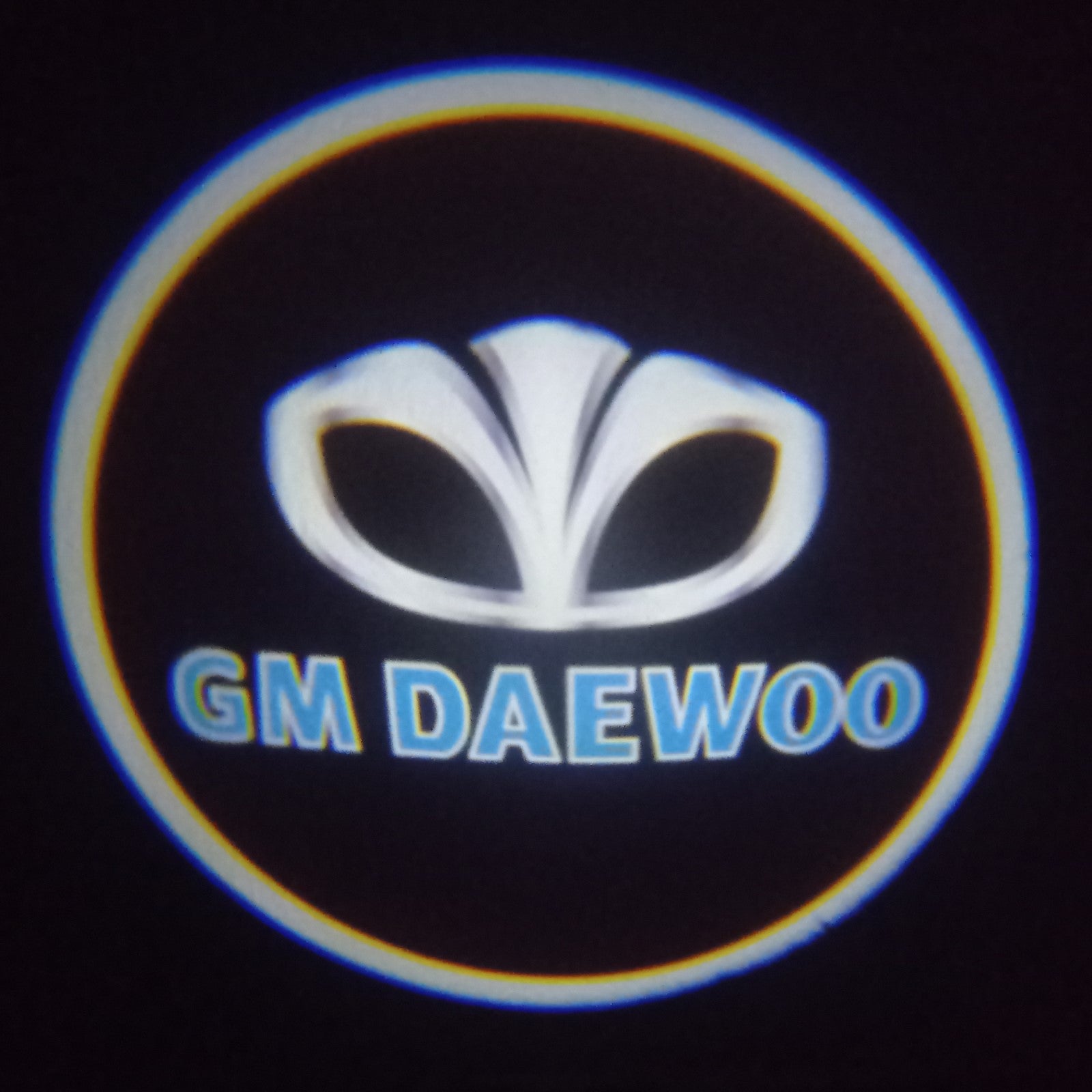 Luzes Cortesia com Logotipo marca GM Daewoo