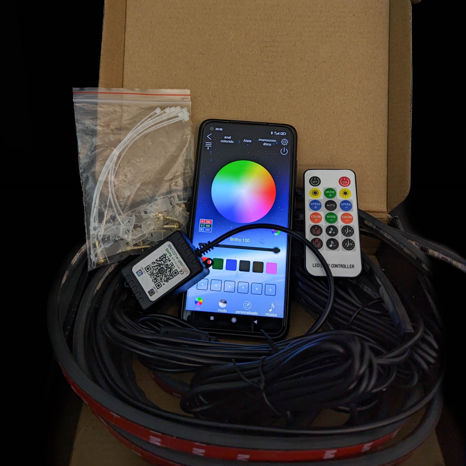 Underglow Rainbow arco-íris caixa com comando, fitas led e smartphone com app de controlo
