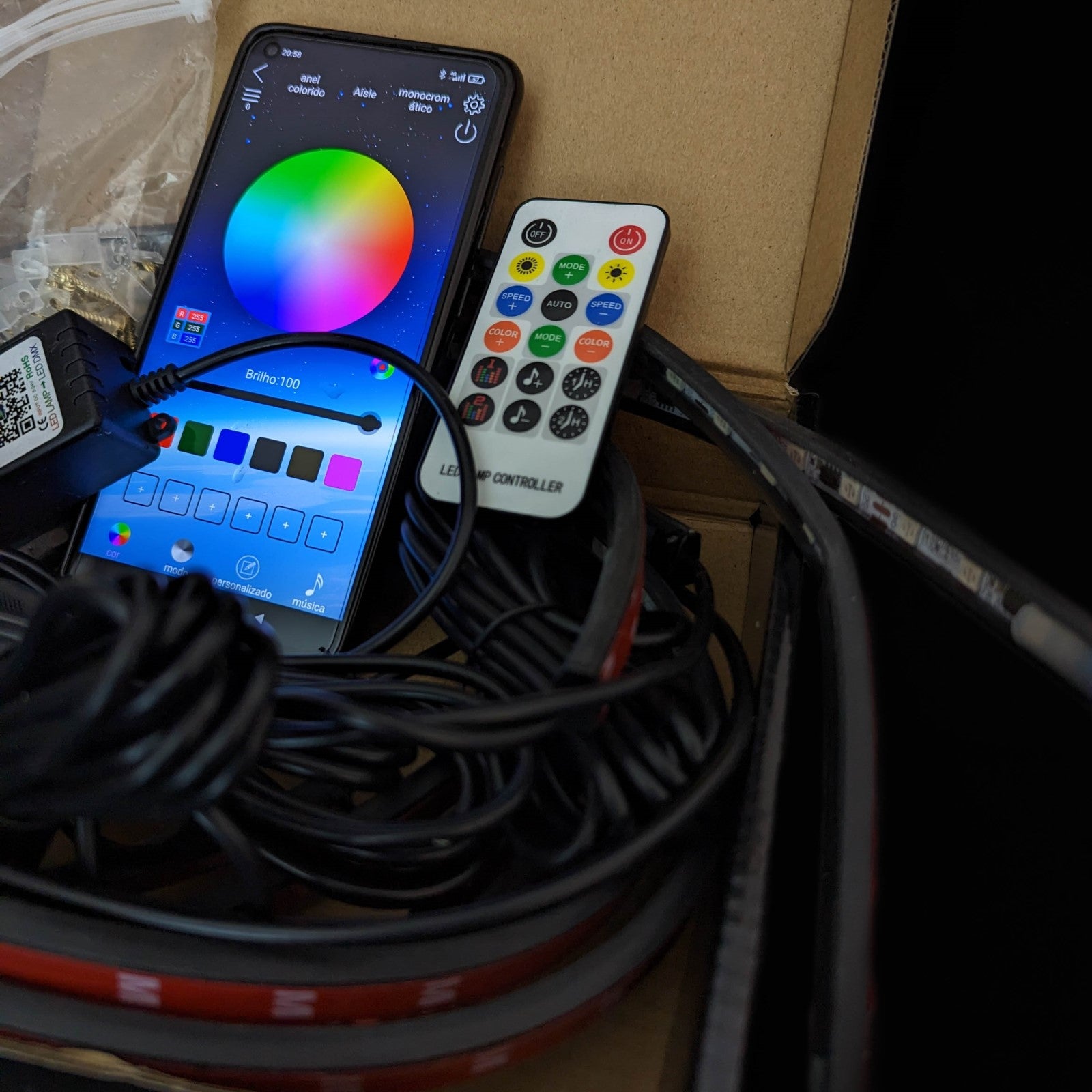 Underglow Rainbow arco-íris comando de controlo e smartphone dentro da caixa